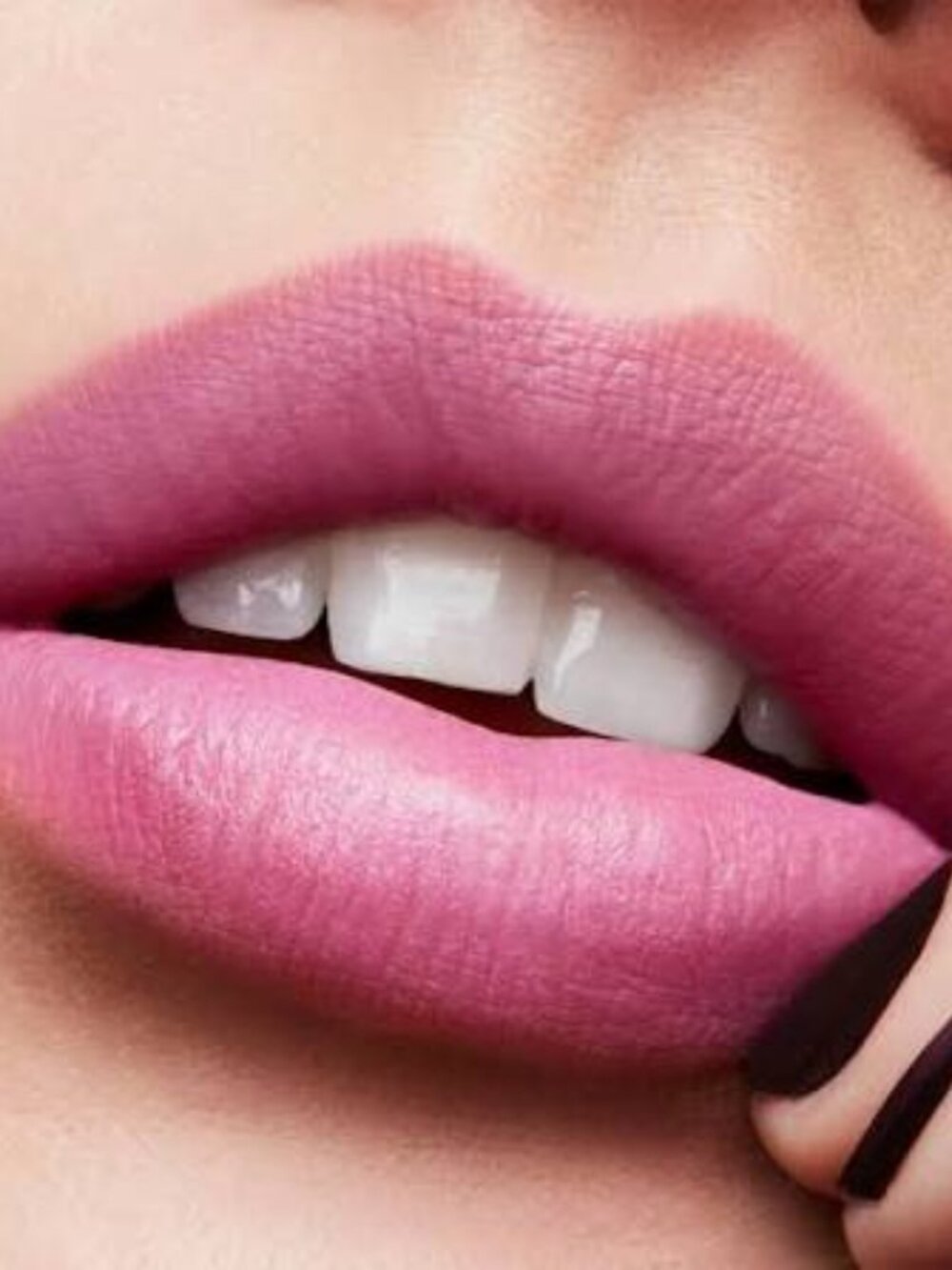 NEW *VAULTED RARE* Mac Love Me Lipstick in 413 Let Them Eat Cake